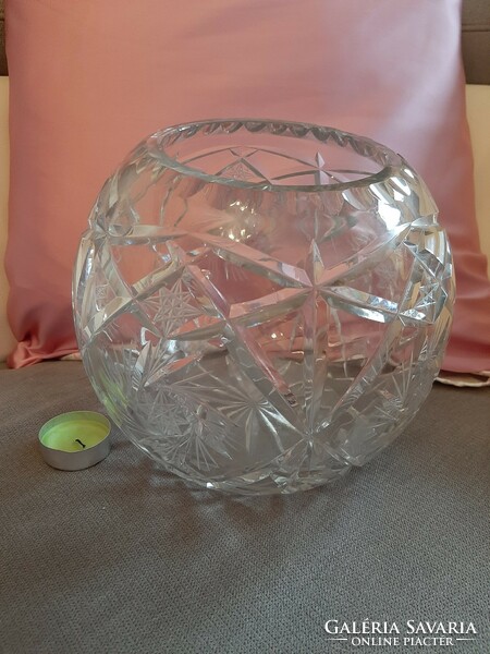 20cm-es nagy, szép csiszolt csillogó ólomkristály gömb váza