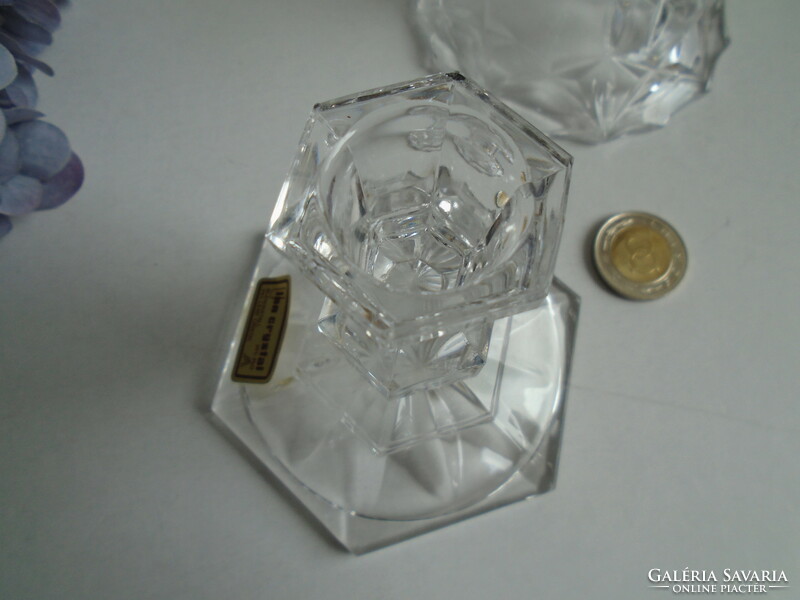 Crystal candle holder. Height: 8 cm.