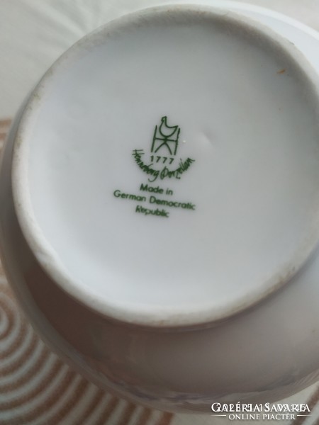 Porcelán kiöntő  eladó!Kávéskészlethez pótlásra virágos kiöntő