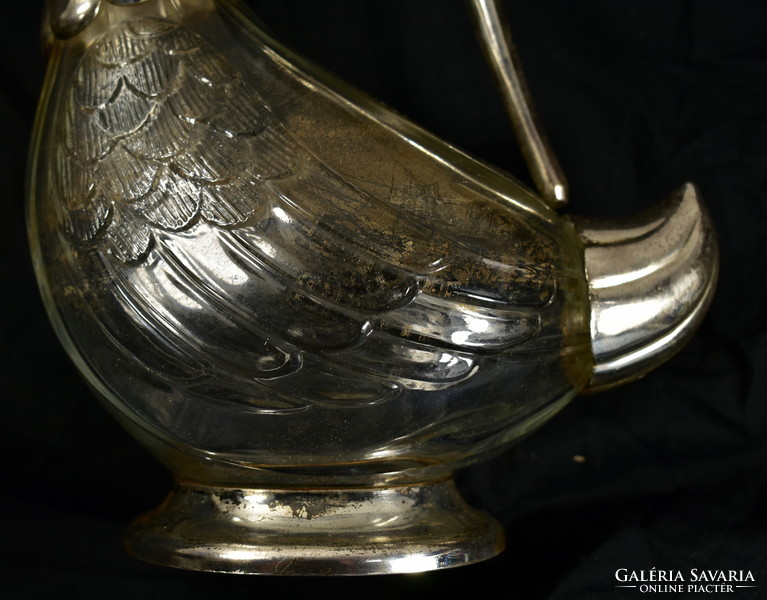 In art deco style - silver-plated glass carafe with a duck design!