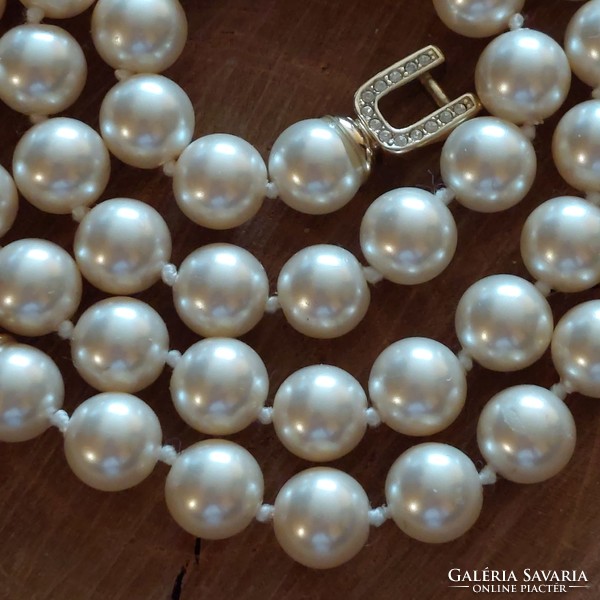 Very nice shell pearl, shell pearl necklace with zircon stone and gold-plated decorative clasp