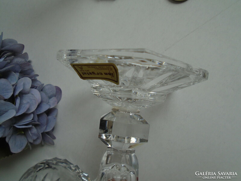 Crystal candle holder. Height: 8 cm.