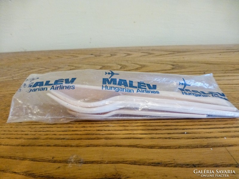 Malév cutlery in original, unopened package