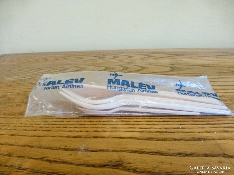 Malév cutlery in original, unopened package