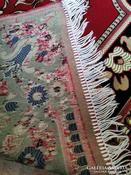 Beautiful, new tablecloth, carpet, wall carpet 194 x 135.5 Cm