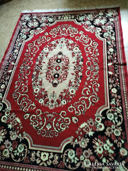 Beautiful, new tablecloth, carpet, wall carpet 194 x 135.5 Cm