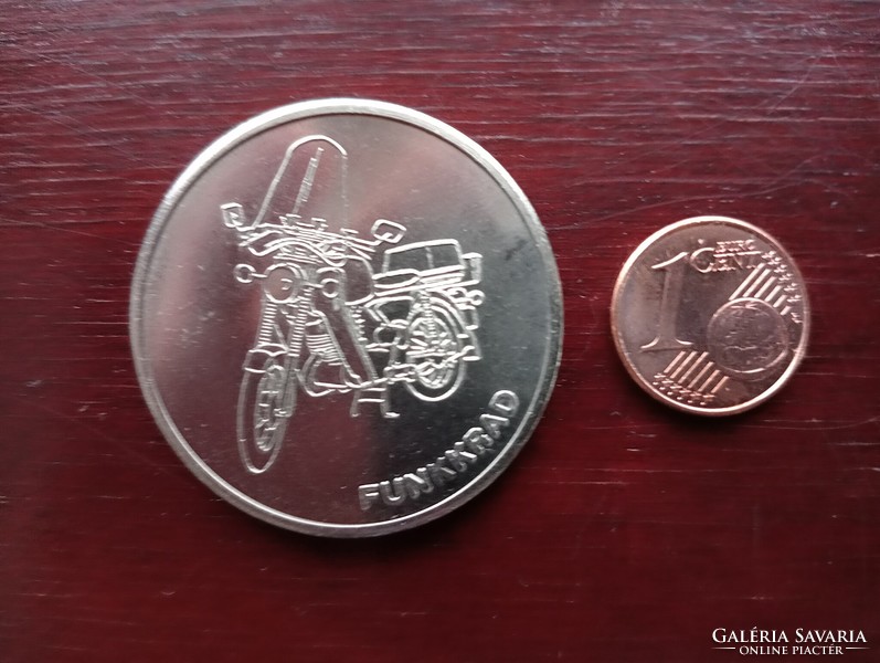 Ndk coin issued on the occasion of the 40th anniversary of the national police.