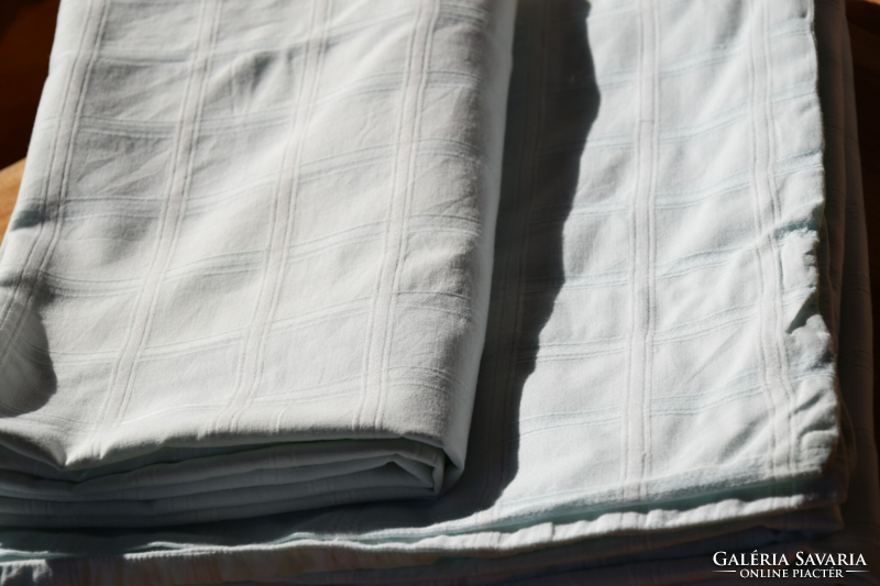 Old damask bedding set 1 duvet 2 pillows pastel green + sheets