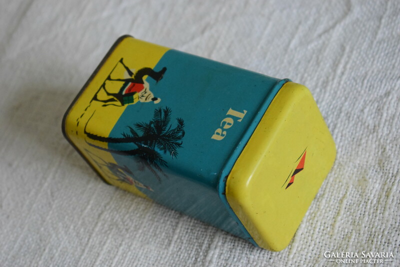 Tea régi fémdoboz , reklám , csomagolás 7x7x12 cm