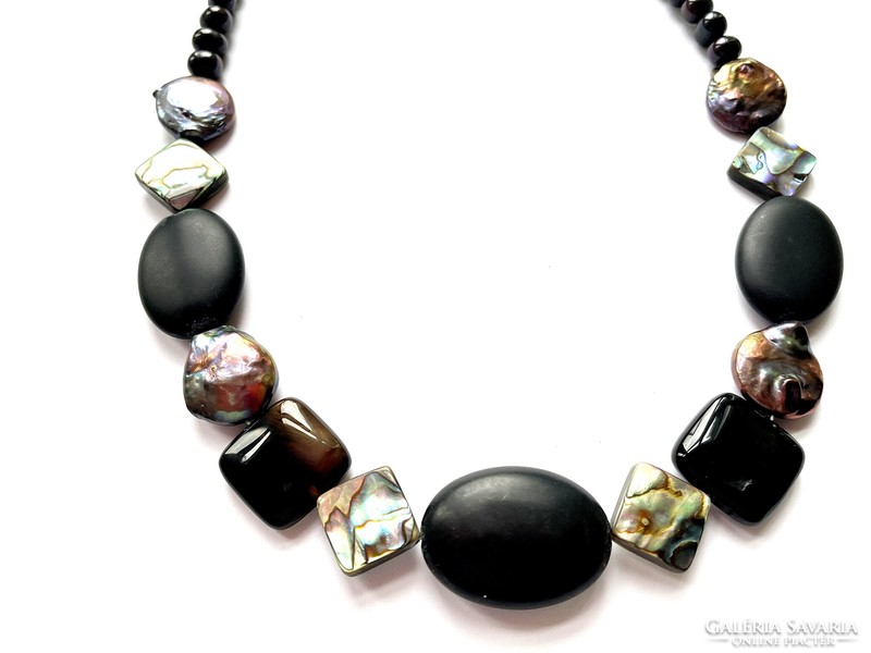 Black cultured pearl string with heliotis shell and lava stone