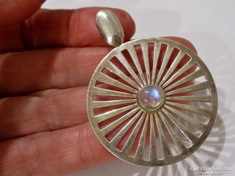 Beautiful large silver pendant with moonstone