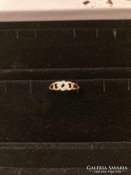 Gold ring with yellow white gold insert