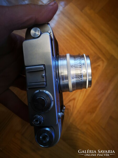A beautiful metal camera collector's item. Zorkij 4 leica - Russian