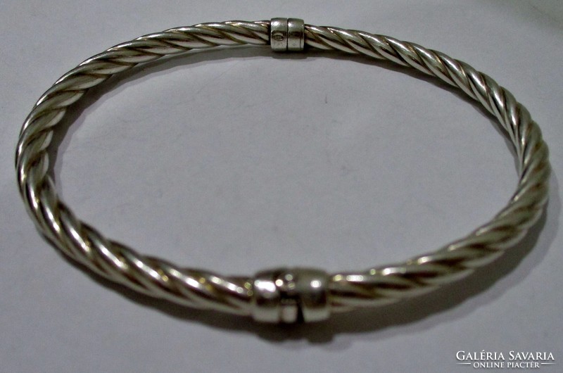 Beautiful openable old handmade silver bracelet