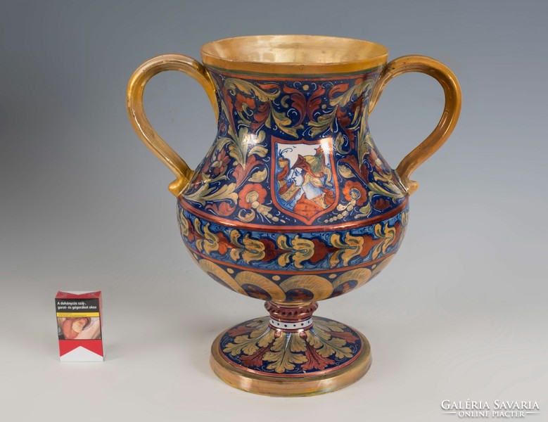 Renaissance style vase with handles - gualdo tadino