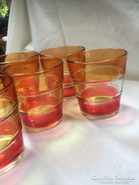5 db festett, piros-narancs öntött üvegpohár, vizespohár (Iza)