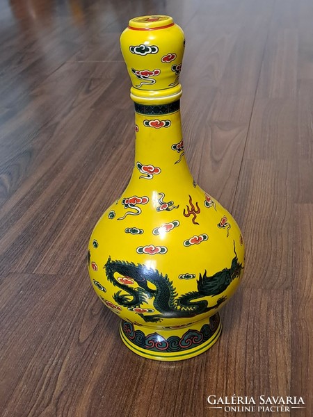 Kínai italos üveg