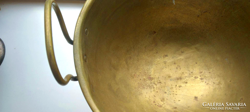 Very nice shape, unique copper mixing bowl