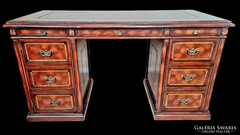 A685 exclusive English chesterfield leather-covered desk