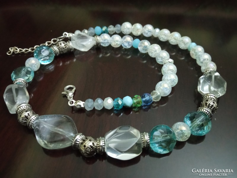 Semi-precious stone string of pearls - rock crystal