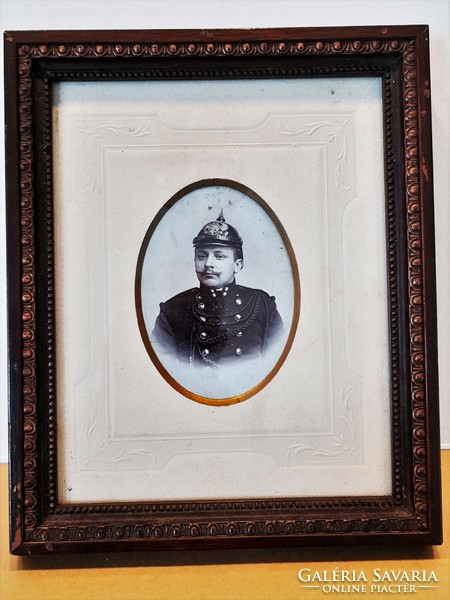 Decorative antique k.U.K. Policeman photo nicely framed
