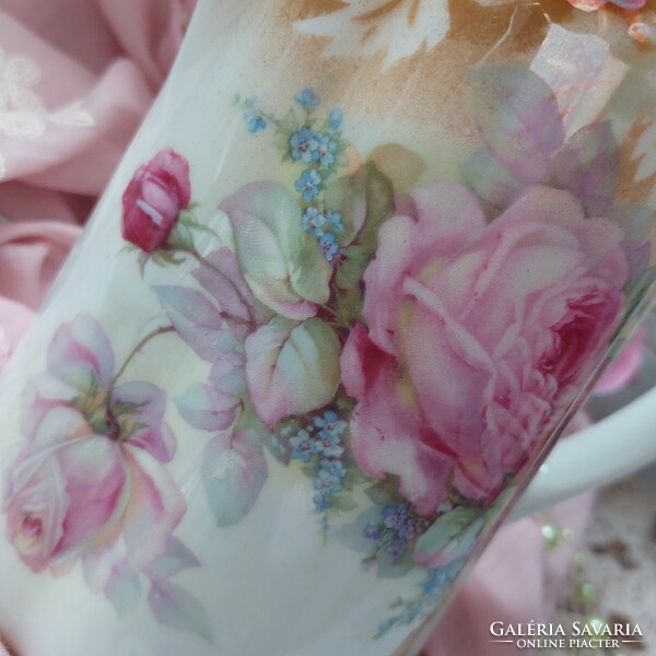 Romantic rose pot