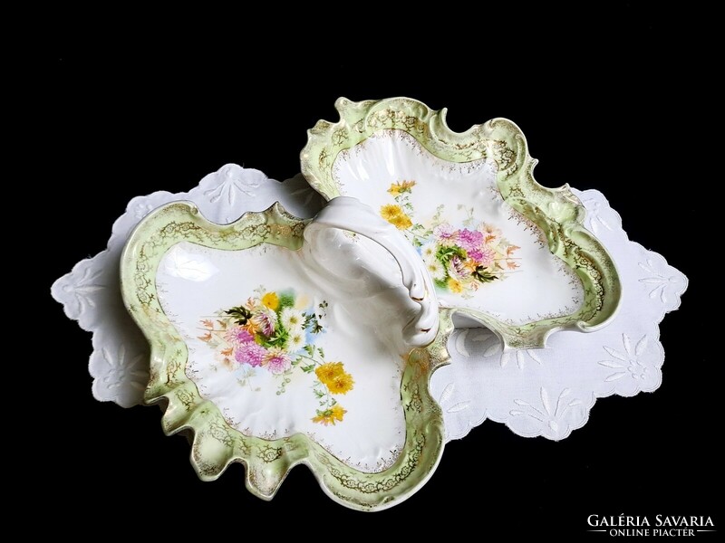 Beautiful, special and very rare c.T. Altwasser large porcelain serving bowl, approx. 100 years old!