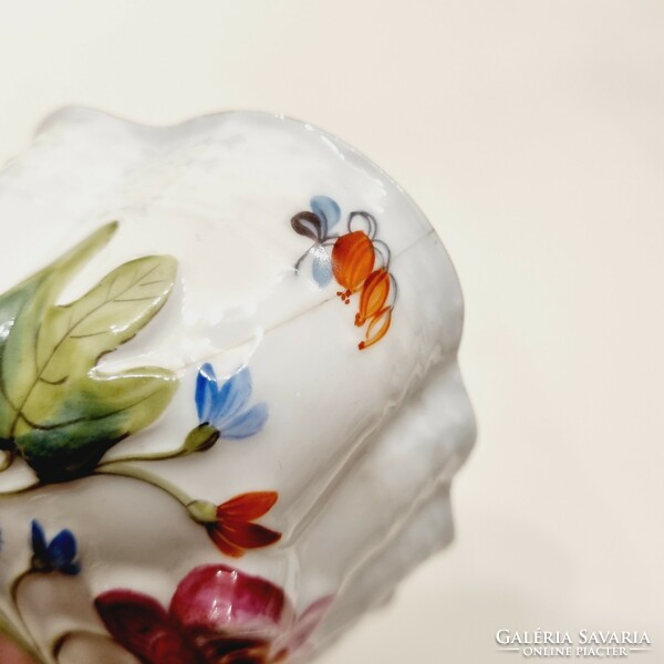 ÓHerendi levélformájú kézzel festett porcelán tálka csodálatos plasztikus virág díszítéssel - EP