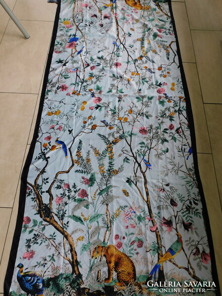 Huge Oriflame vintage stole with exotic wildlife