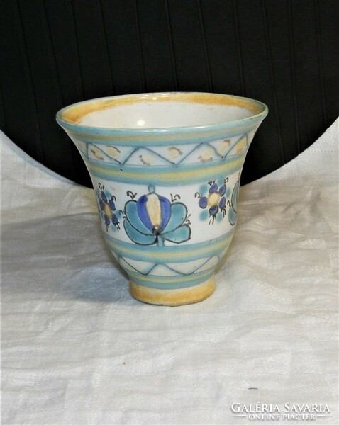 Gorka Haban style ceramic vase