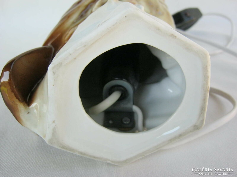 Bagoly figurális porcelán lámpa