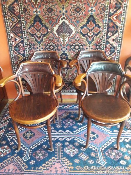 Rare thonet chairs with leather backs (4 pcs.)