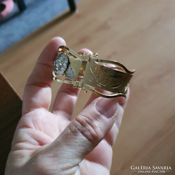 14k arany Versace karperec