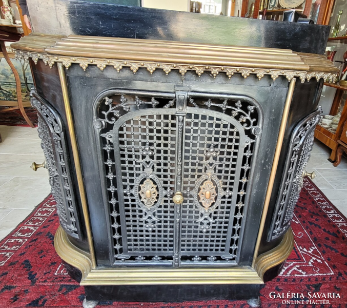 Antique, decorative stove