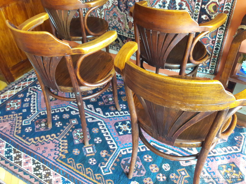 Rare thonet chairs with leather backs (4 pcs.)