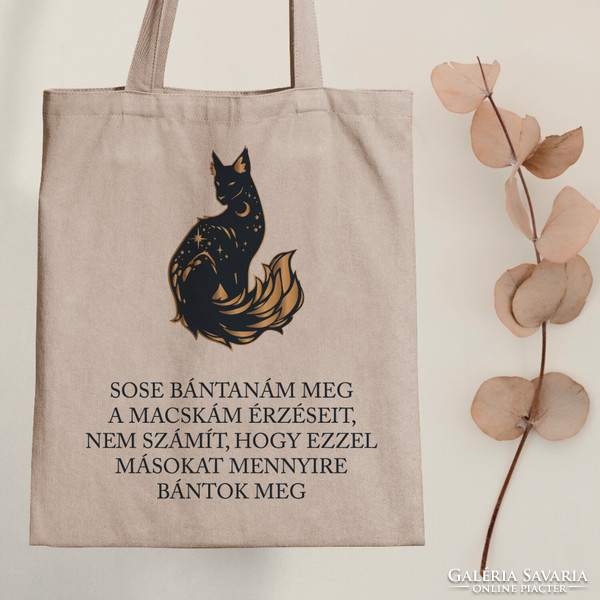 I would never hurt my cat - kitty tote bag with quote