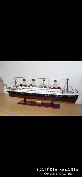 Titanic hajó modell 80x30cm