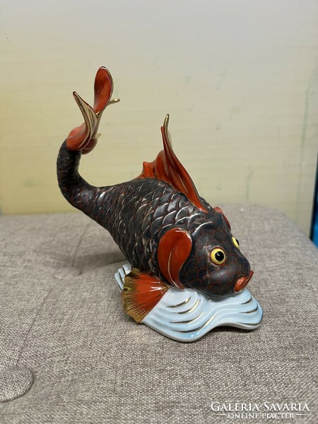 Herend beautiful painted porcelain fish v0
