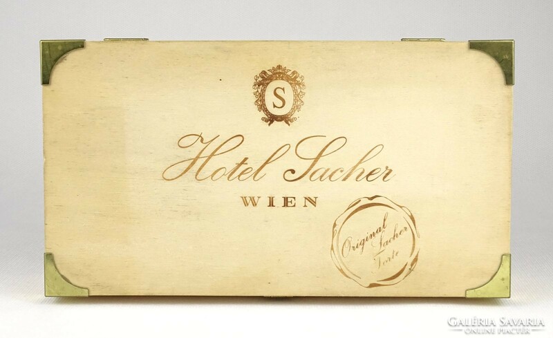 1N077 hotel sacher wien wooden box 11.5 X 21 cm