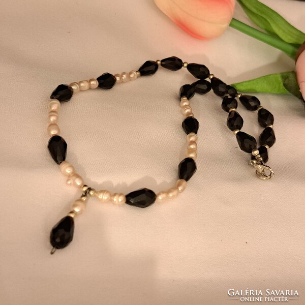Cultured pearl and crystal necklace