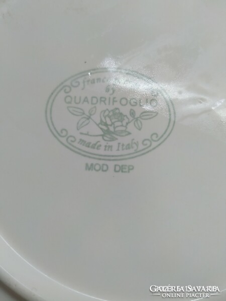 Olasz porcelán tányér 3 db eladó! Rózsás díszítésű lapos tányér  eladó!