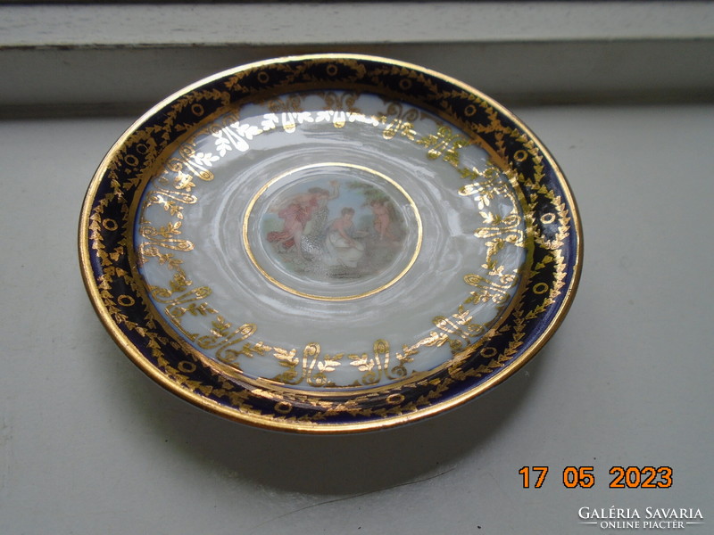 Alt Wien számozott, gazdagon aranyozott  tányér mitologikus jelenettel.