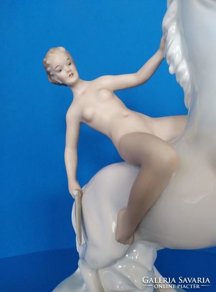 Wallendorf porcelán figura Lovas amazon