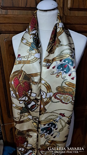 Horsewoman's scarf 2 (l3776)