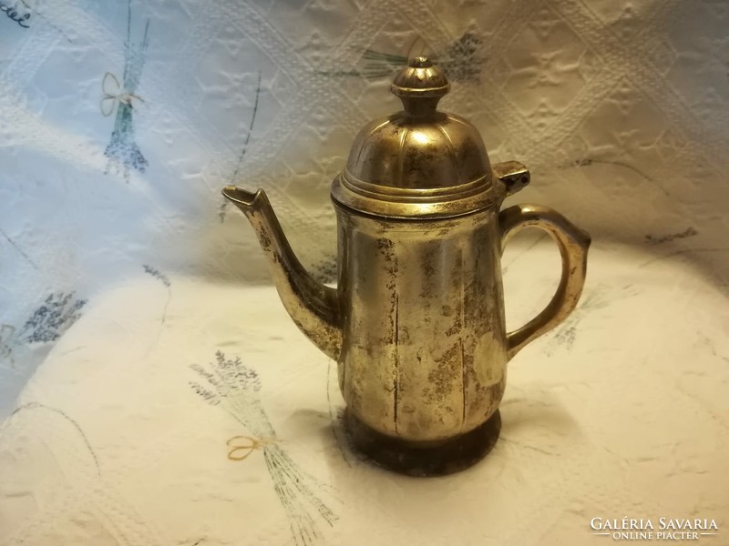 Metal coffee pot