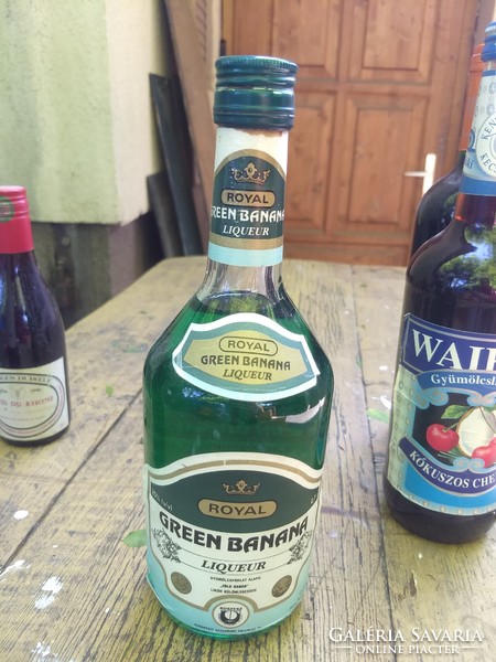 Green banana green banana liqueur