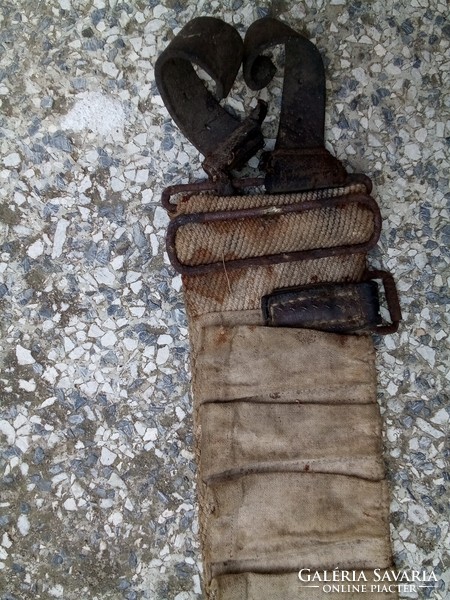 Old hunter ammunition belt