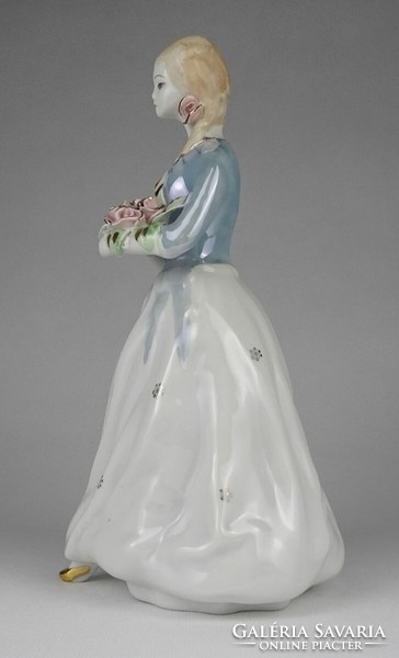 1N474 porcelain female figure 22 cm
