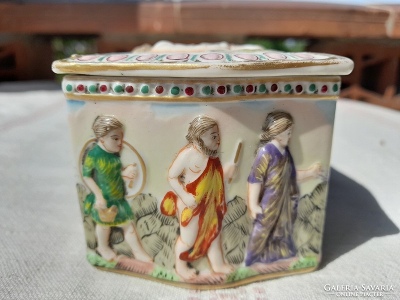 ANTIK CAPODIMONTE nápolyi porcelán ékszeres doboz