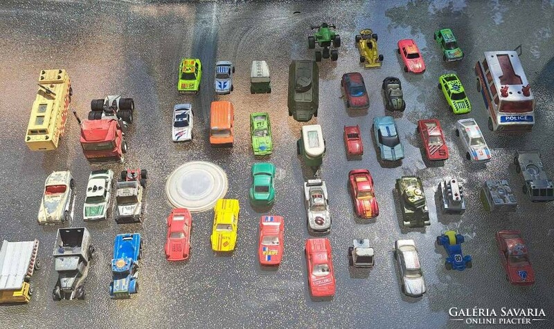 Metal, plastic small car collection (matchbox, etc.) Retro toy -